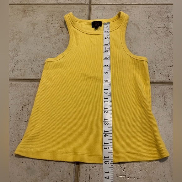 No Boundaries Yellow Ribbed Tank Top - Size Small - Picture 6 of 6
